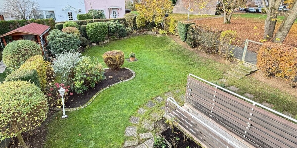 Schwalbach: Reihenendhaus mit viel Platz und großem Garten für Ihre Familie - Reihenendhaus Schwalbach | Angebot:23570297