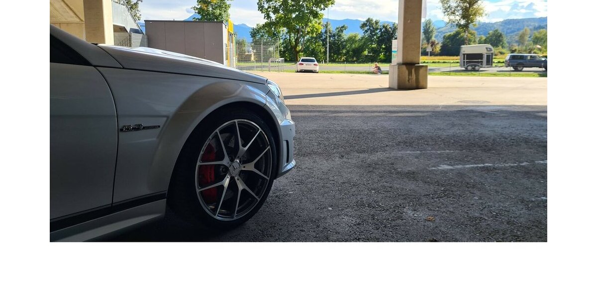 Mercedes-Benz C 63 AMG Coupe Edition 507 Panoramadach 138.000 km 57.900 &euro; Rodgau 63110