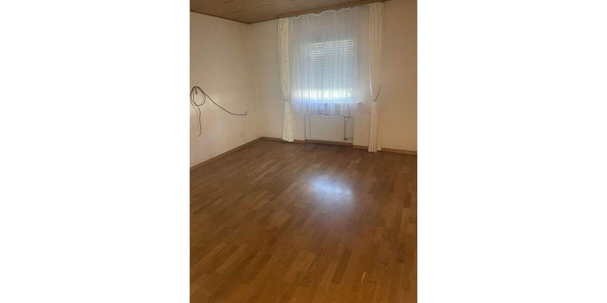 Doppelhaushälfte Frankfurt Harheim - 7 Zimmer, 170 m&sup2;, 600.000&euro; | Angebot:25820766