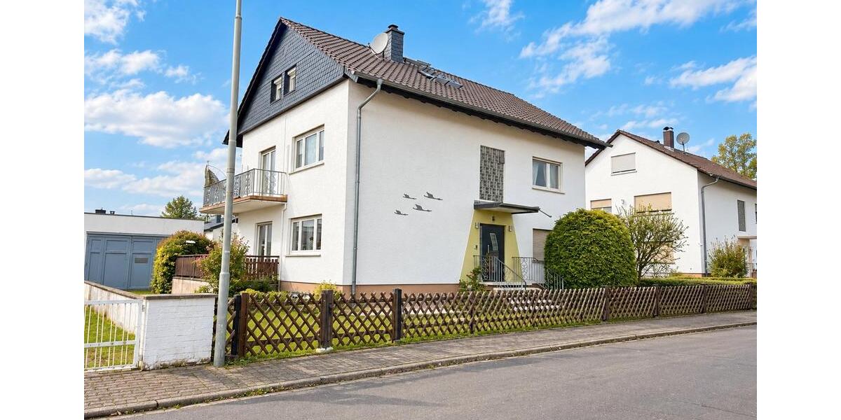 Etagenwohnung Limeshain - 3 Zimmer, 97 m&sup2;, 1.350&euro; | Angebot:27572579