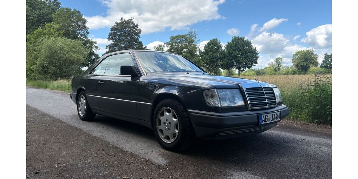 Mercedes-Benz 230 296.000 km 5.900 &euro; Schöneck 61137