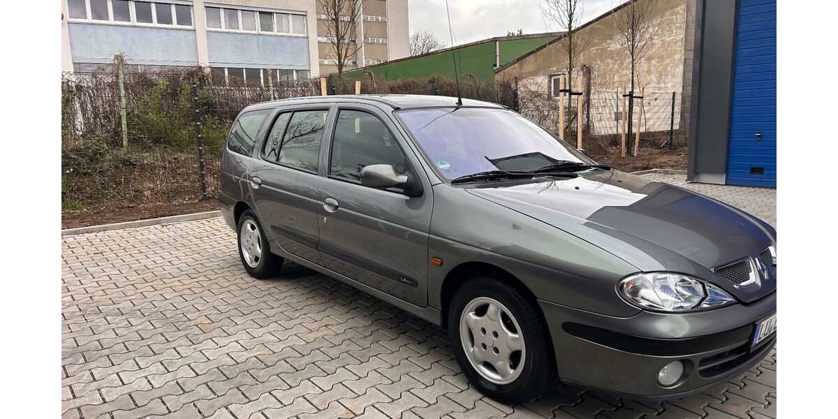 Renault Megane 139.541 km 1.900 &euro; Hanau 63454
