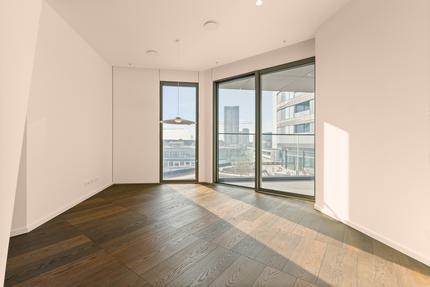 Wohnung Frankfurt am Main - 2 Zimmer, 82 m&sup2;, 2.115&euro; | Angebot:27725830