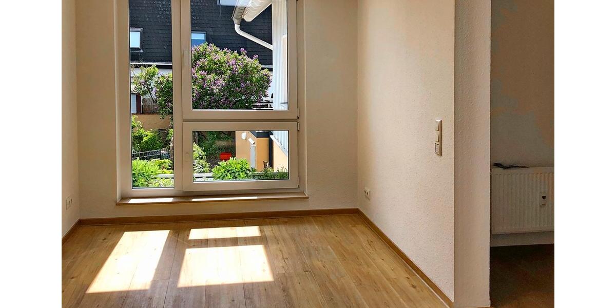 Etagenwohnung Wöllstadt - 3.5 Zimmer, 110 m&sup2;, 1.150&euro; | Angebot:24602213