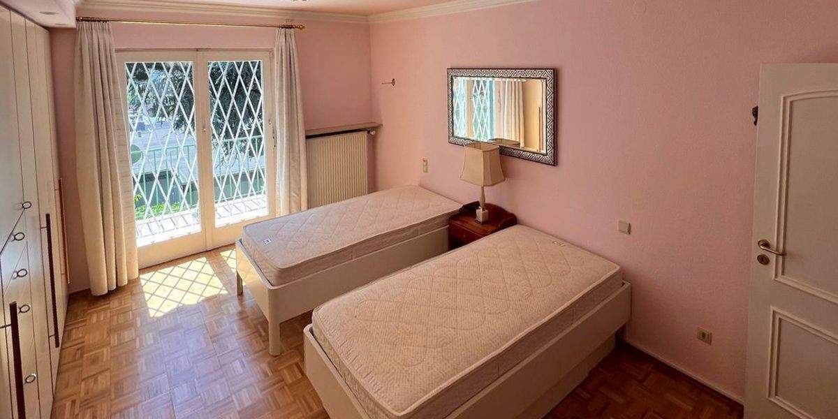 Einfamilienhaus Frankfurt am Main Bergen-Enkheim - 7 Zimmer, 224 m&sup2;, 1.395.000&euro; | Angebot:25743245