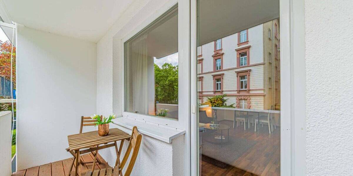 Etagenwohnung Frankfurt am Main Westend-Süd - 3 Zimmer, 92 m&sup2;, 3.740&euro; | Angebot:26819603