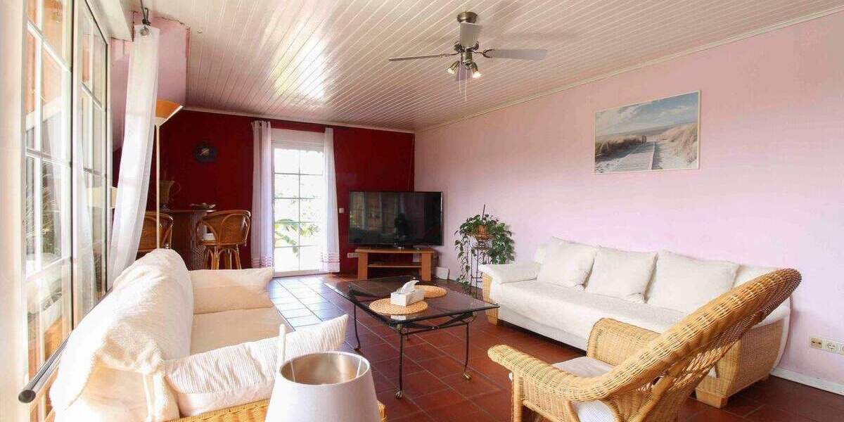 Mehrfamilienhaus, Wohnhaus Büdingen Rinderbügen - 8 Zimmer, 234 m&sup2;, 271.000&euro; | Angebot:25898163