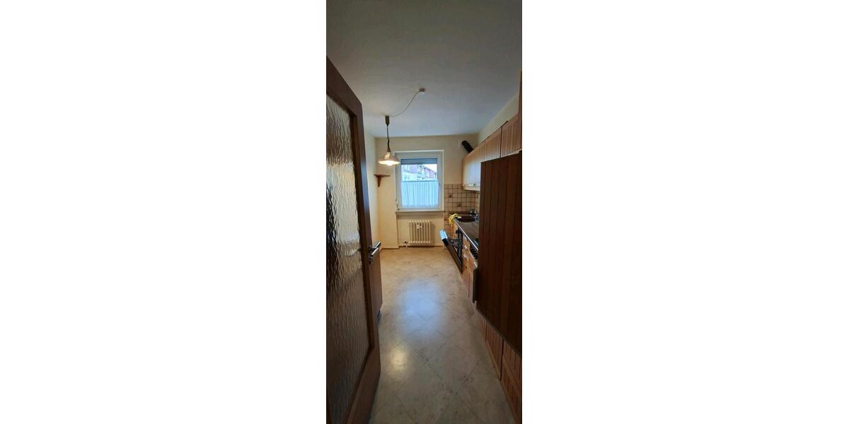 Etagenwohnung Oberursel (Taunus) - 3 Zimmer, 83 m&sup2;, 1.400&euro; | Angebot:27625266