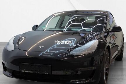 Tesla Model 3 61.681 km 27.238 &euro; Eschborn 65760