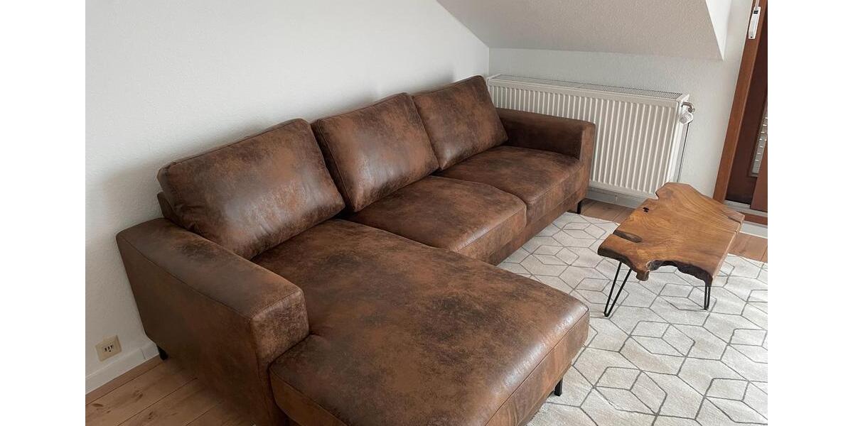 Dachgeschoßwohnung Aschaffenburg Damm - 2 Zimmer, 44 m&sup2;, 1.100&euro; | Angebot:26387111