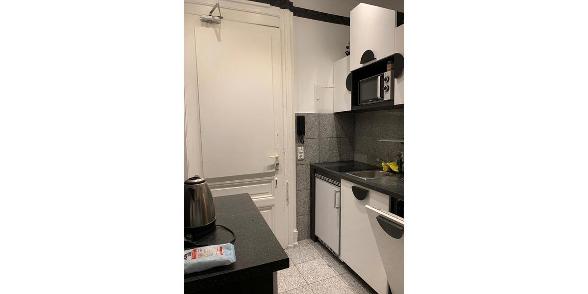 Etagenwohnung Frankfurt am Main Westend Süd - 1 Zimmer, 20 m&sup2;, 990&euro; | Angebot:25989596