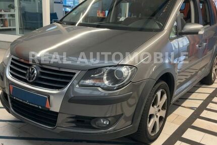 VW Touran 187.000 km 7.500 &euro; Frankfurt am Main 65933