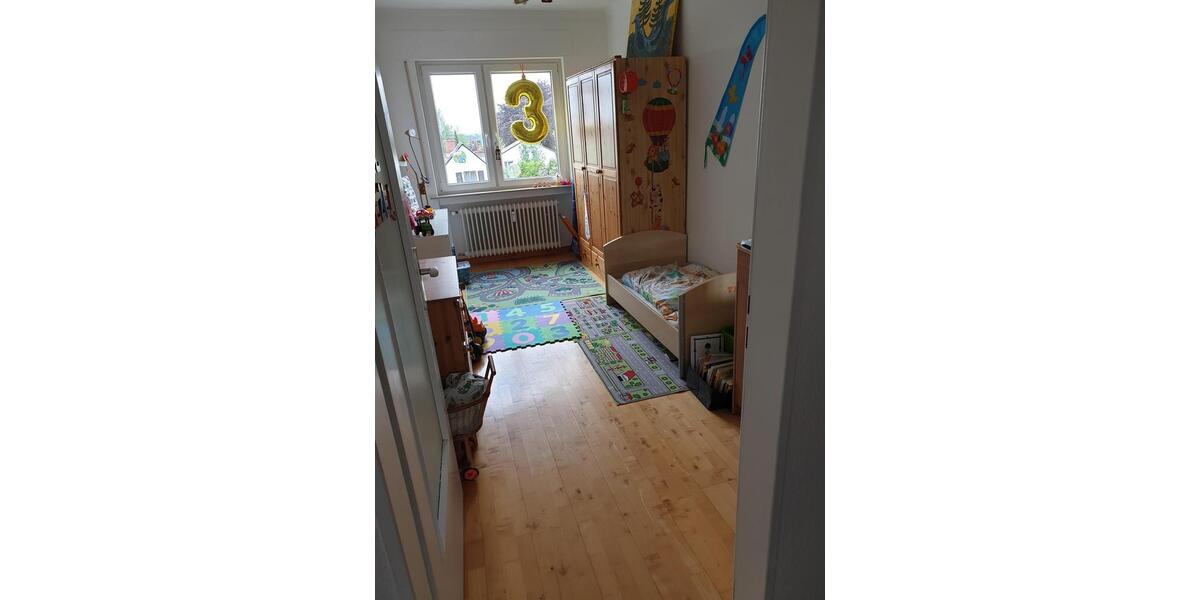 Etagenwohnung Bad Homburg vor der Höhe Gonzenheim - 3 Zimmer, 90 m&sup2;, 1.270&euro; | Angebot:26024710