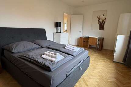 Wohnung Frankfurt am Main Ostend - 3 Zimmer, 80 m&sup2;, 1.399&euro; | Angebot:23584816