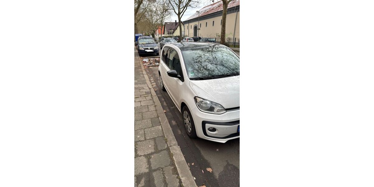 VW up! 17.000 km 12.100 &euro; Offenbach am Main 63071