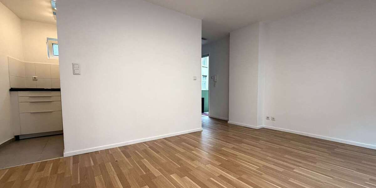 Etagenwohnung Frankfurt am Main Sachsenhausen - 1 Zimmer, 29 m&sup2;, 850&euro; | Angebot:26603512