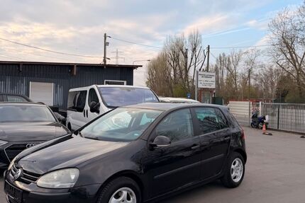 VW Golf 200.000 km 2.999 &euro; Frankfurt am Main 60486