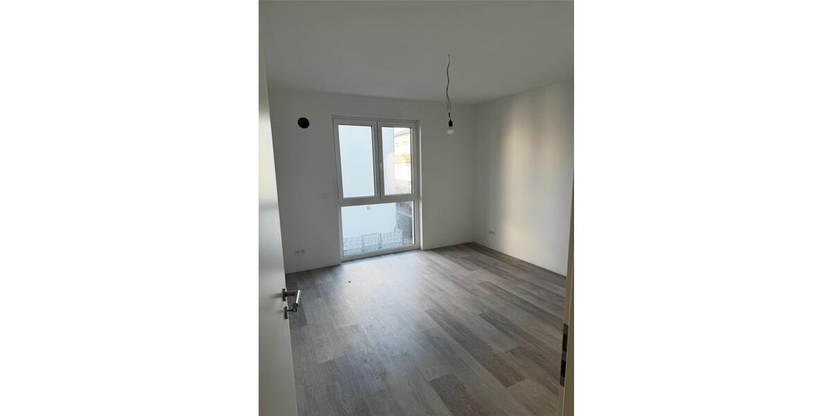 Etagenwohnung Mühlheim am Main - 3 Zimmer, 86 m&sup2;, 1.600&euro; | Angebot:26446283