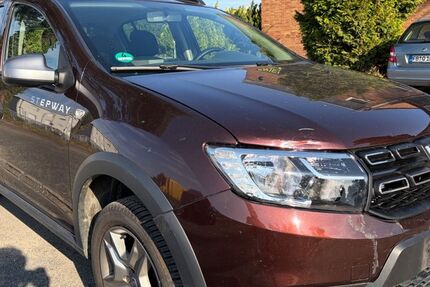 Dacia Sandero 99.365 km 5.900 &euro; Dietzenbach 63128