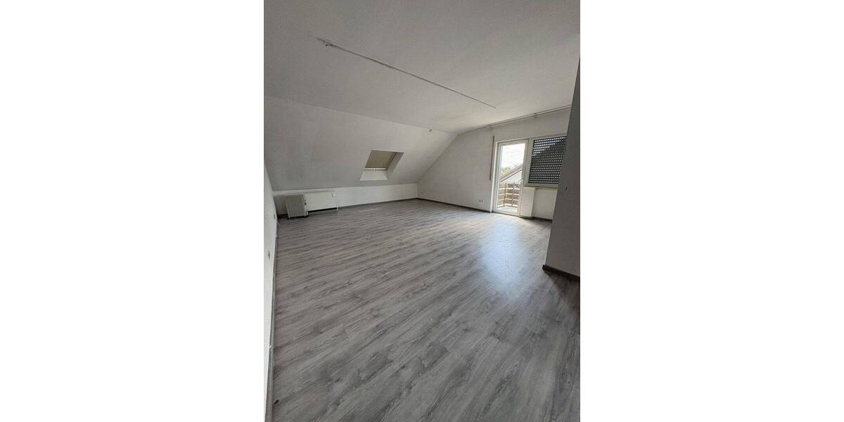 Etagenwohnung Bruchköbel - 4 Zimmer, 79 m&sup2;, 199.000&euro; | Angebot:26866312
