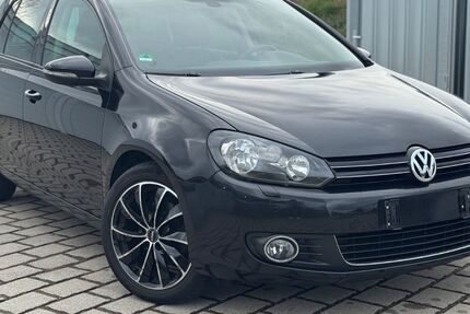VW Golf 129.561 km 5.700 &euro; Bad Homburg 61348