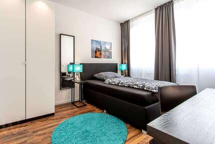 Zimmer Frankfurt Bahnhofsviertel - 5 Zimmer, 700&euro; | Angebot:26039449