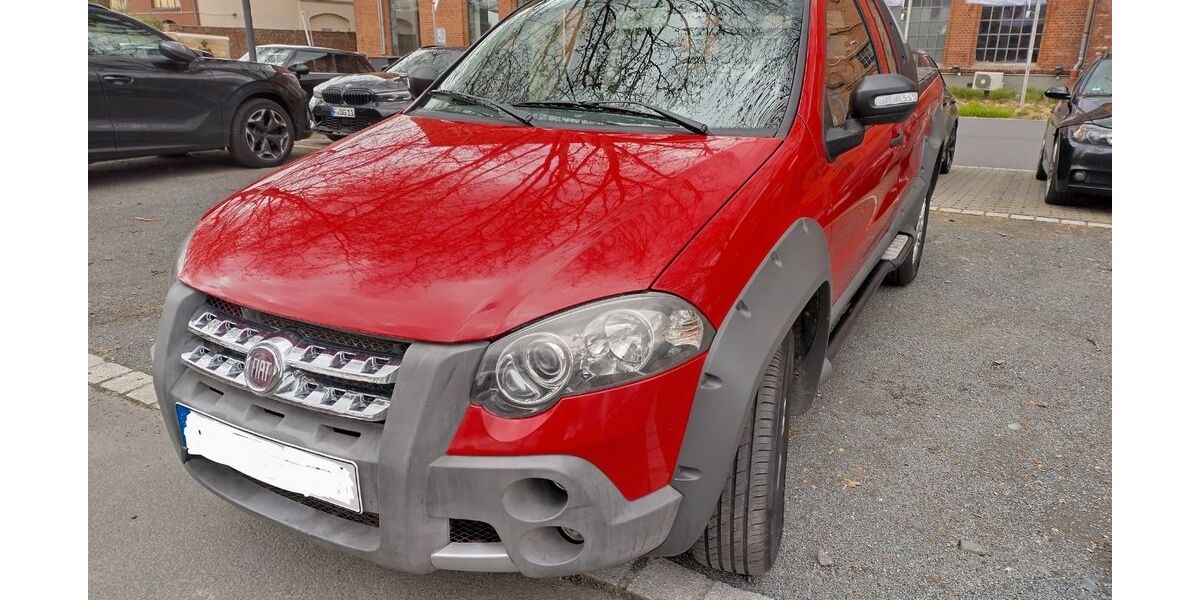 Fiat Strada 86.000 km 12.700 &euro; Frankfurt 60316