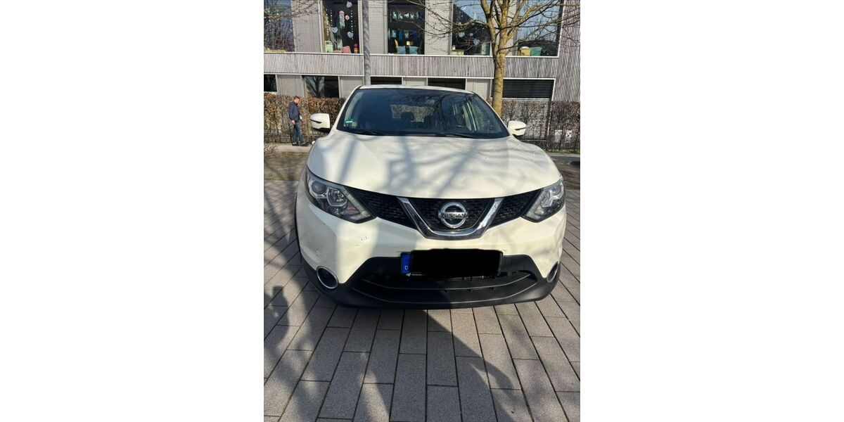 Nissan Qashqai 147.500 km 9.490 &euro; Frankfurt Riedberg 60438