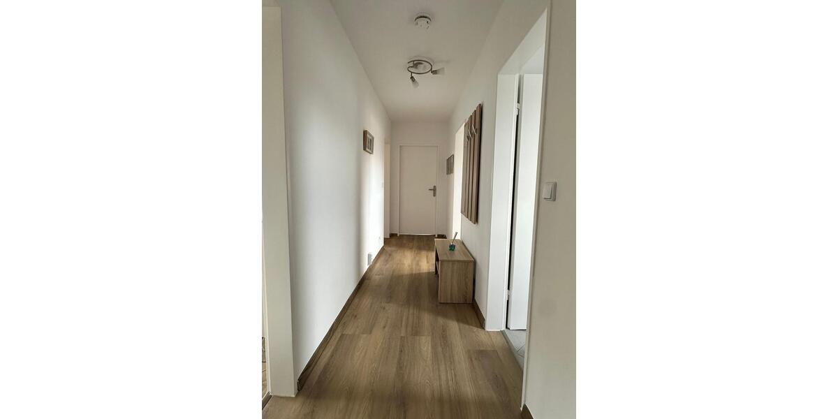 Dachgeschoßwohnung Dietzenbach - 3 Zimmer, 72 m&sup2;, 980&euro; | Angebot:25431427