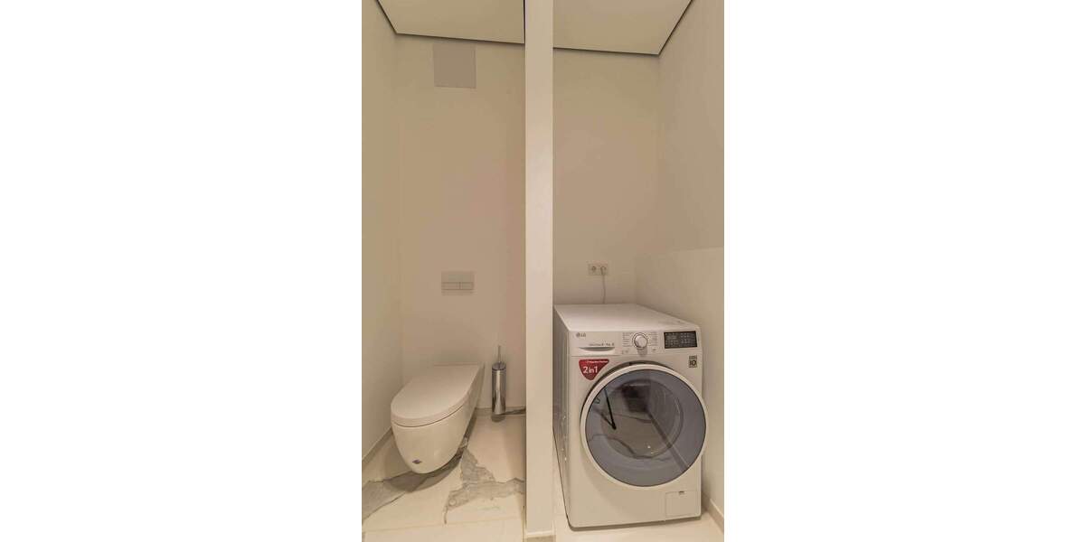 Etagenwohnung Frankfurt am Main Innenstadt - 2 Zimmer, 70 m&sup2;, 2.700&euro; | Angebot:25727277