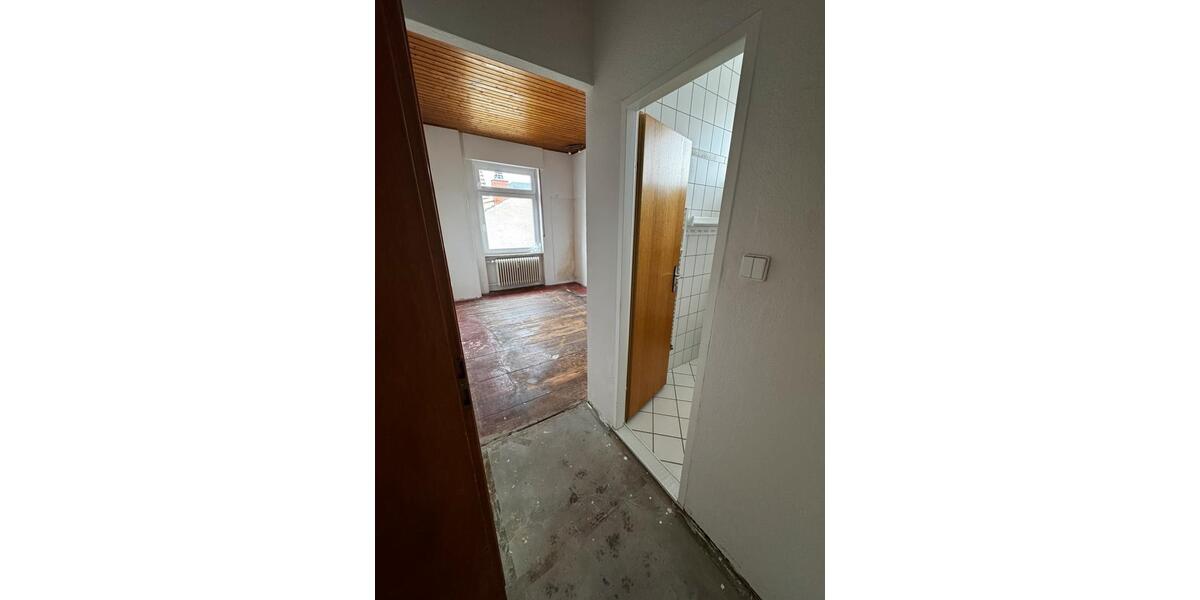Etagenwohnung Frankfurt am Main Nied - 3 Zimmer, 75 m&sup2;, 800&euro; | Angebot:25933537
