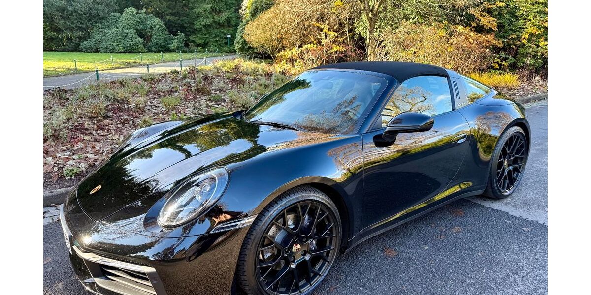 Porsche 992 18.987 km 139.500 &euro; Frankfurt 60433
