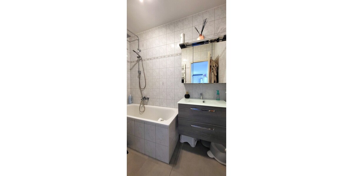 Verkaufsstart! Modern sanierte 3 Zimmer-ETW in Ruhe und Blicklage - Etagenwohnung Bruchköbel | Angebot:25972173