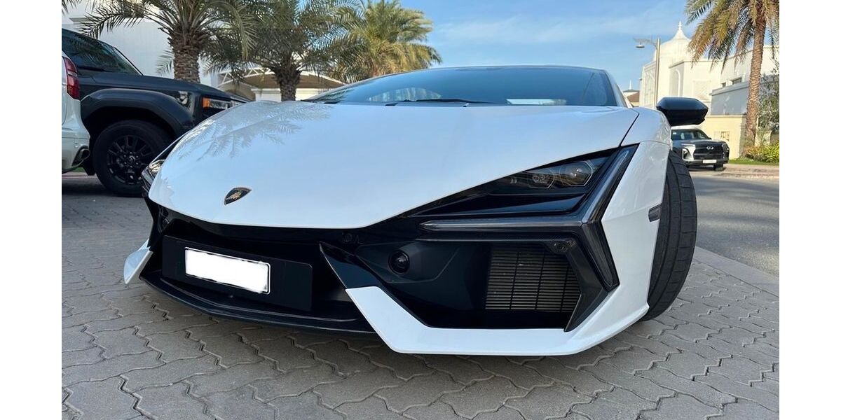 Lamborghini Revuelto 8.000 km 539.000 &euro; Frankfurt am main 60337