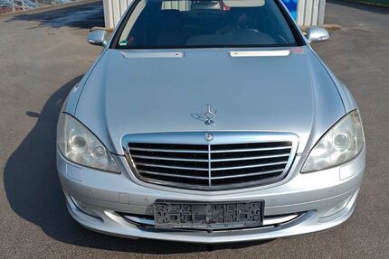 Mercedes-Benz S 500 176.000 km 7.900 &euro; Büdingen 63654