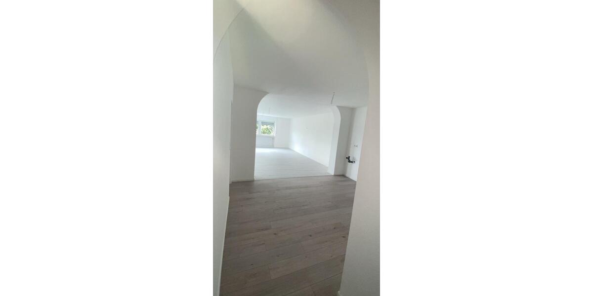 Etagenwohnung Altenstadt - 5.5 Zimmer, 125 m&sup2;, 1.450&euro; | Angebot:25994572