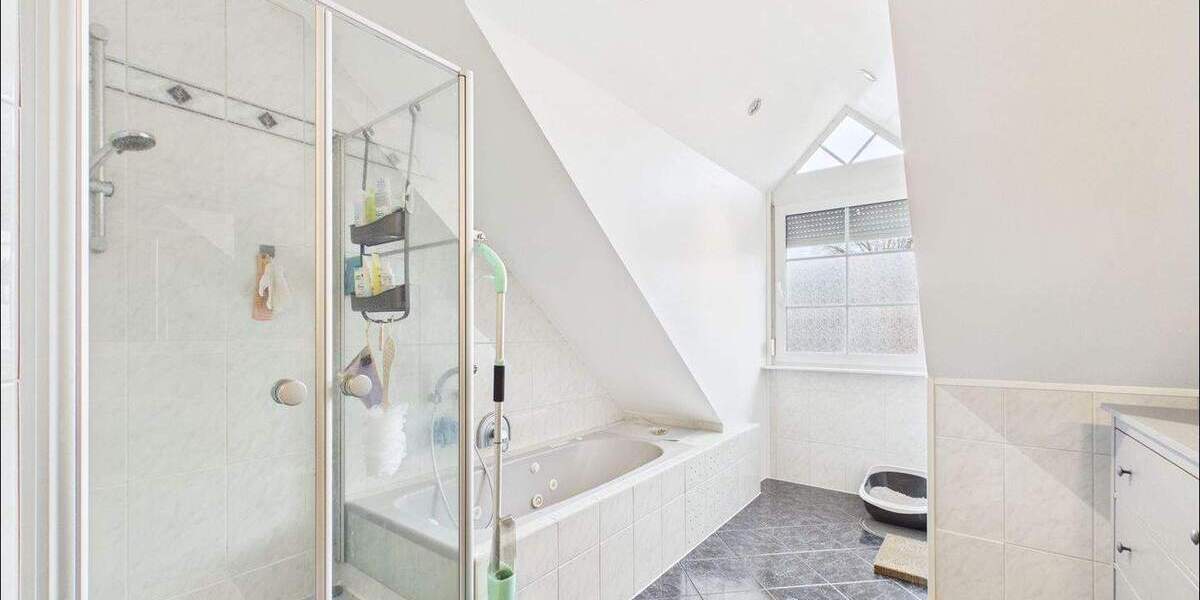 Doppelhaushälfte Hösbach - 4 Zimmer, 103 m&sup2;, 485.000&euro; | Angebot:25705944