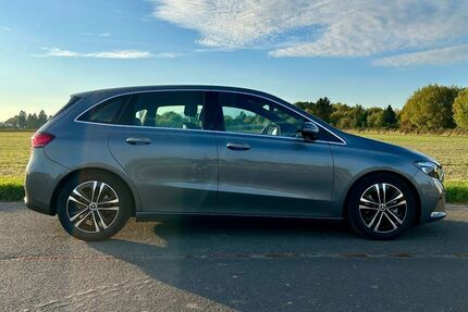 Mercedes-Benz B 180 8.000 km 28.800 &euro; Oberursel (Taunus) 61440