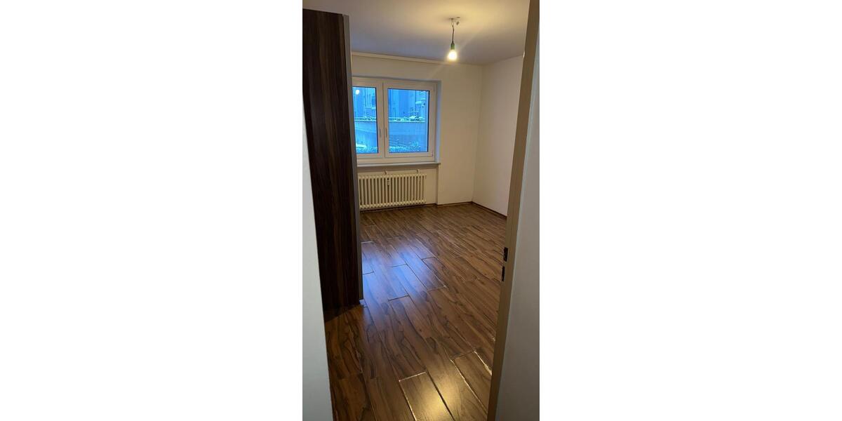 Etagenwohnung Mühlheim am Main - 4 Zimmer, 93 m&sup2;, 1.600&euro; | Angebot:25900537
