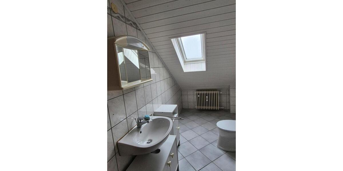 Dachgeschoßwohnung Biebergemünd - 2 Zimmer, 88 m&sup2;, 825&euro; | Angebot:24352430