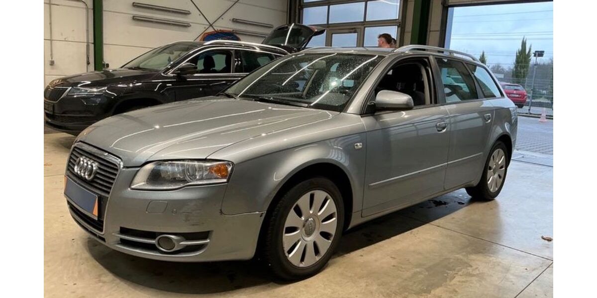Audi A4 199.811 km 3.600 &euro; FRANKFURT 65933