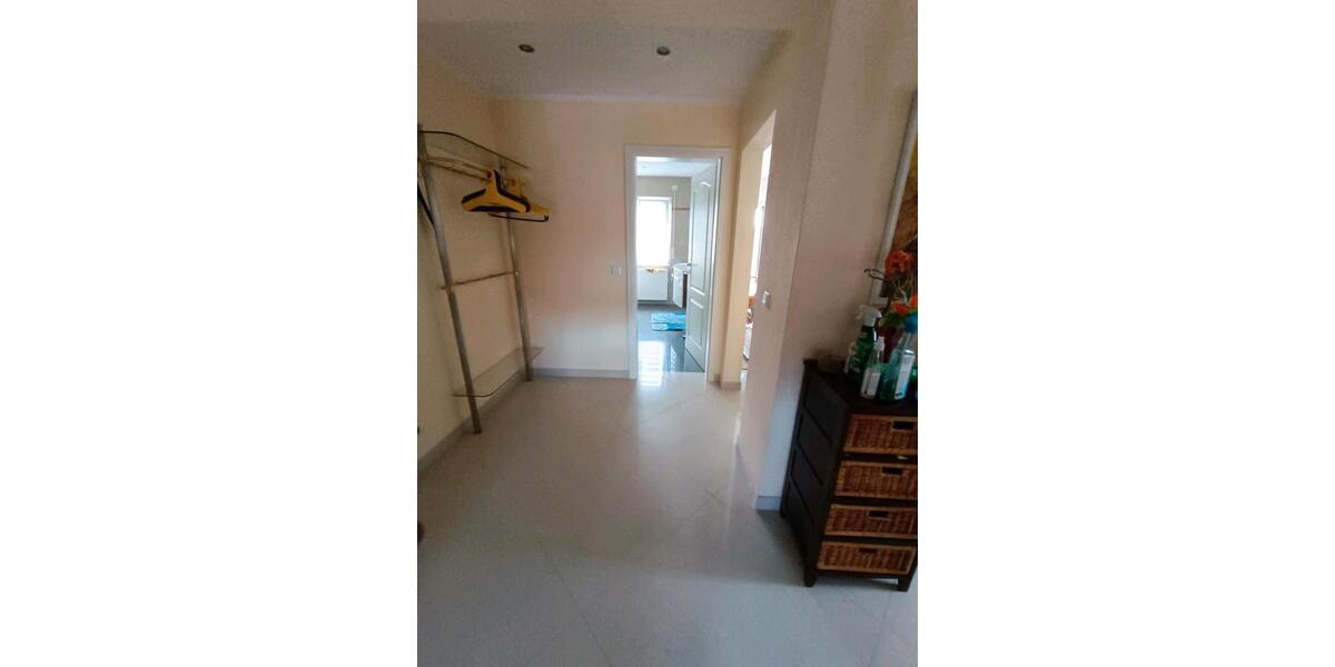 Etagenwohnung Friedberg (Hessen) - 4 Zimmer, 96 m&sup2;, 520&euro; | Angebot:24830023