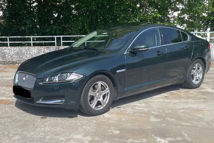 Jaguar XF 240.000 km 5.699 &euro; Frankfurt 65934