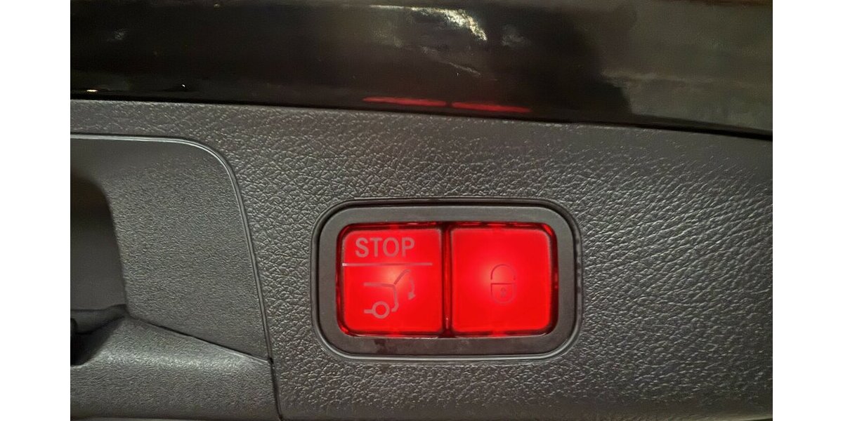 Mercedes-Benz EQA 350 4Matic AMG ADVANCED+ DISTRONIC-PANO-AHK 22.271 km 42.989 &euro; Groß-Umstadt 64823