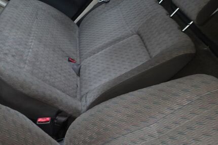 Toyota Hiace 203.000 km 10.200 &euro; Frankfurt am main 60511