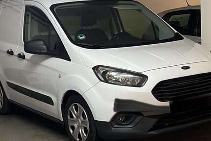 Ford Transit Courier 142.000 km 5.900 &euro; Bad Homburg v. d. Höhe, Stadt 61348