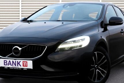 Volvo V40 242.070 km 8.699 &euro; Frankfurt am Main 60386