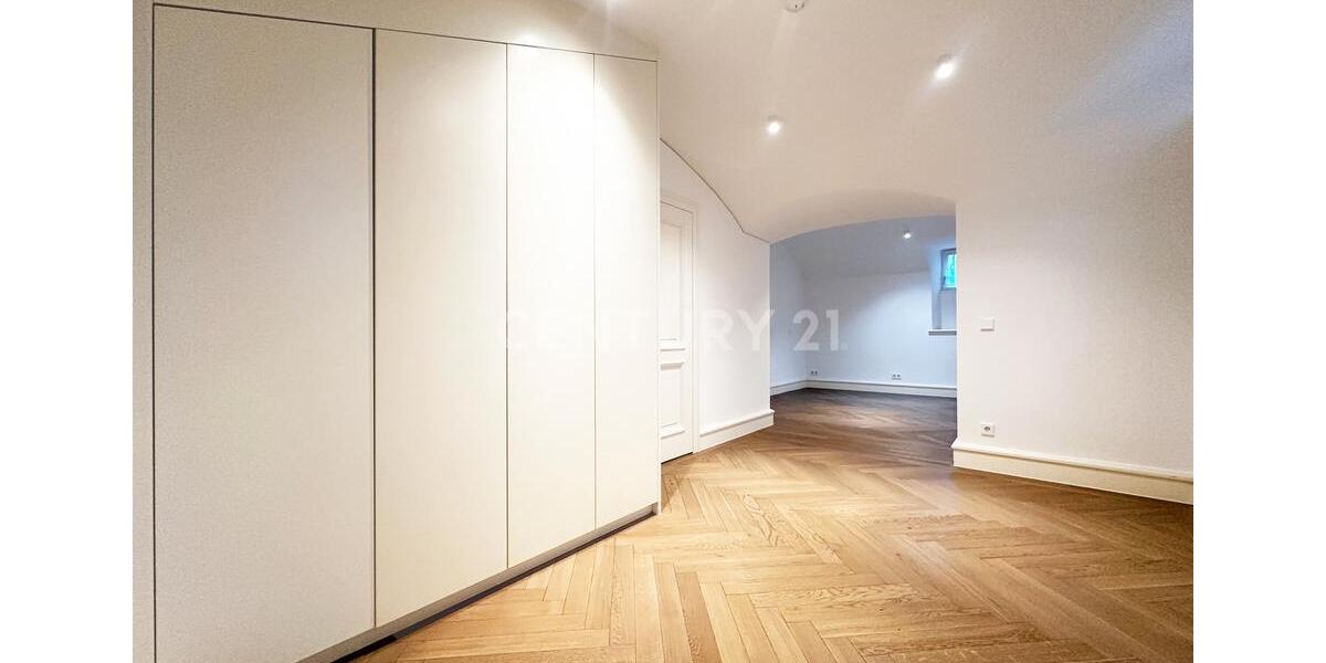 Maisonettenwohnung Frankfurt am Main Westend Süd - 3.5 Zimmer, 138 m&sup2;, 4.000&euro; | Angebot:25886621