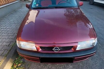 Opel Vectra 80.500 km 3.500 &euro; Altenstadt 63674