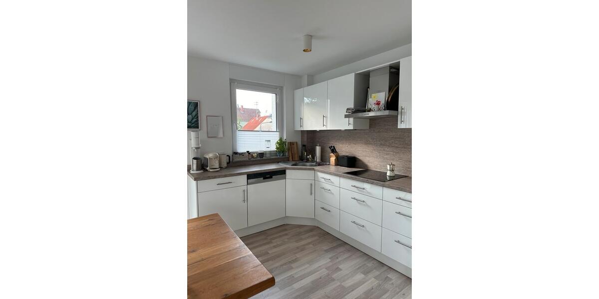 Etagenwohnung Frankfurt am Main Schwanheim - 2 Zimmer, 71 m&sup2;, 980&euro; | Angebot:25959573